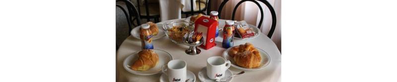 Hotel Pinolo Γκούμπιο Εξωτερικό φωτογραφία