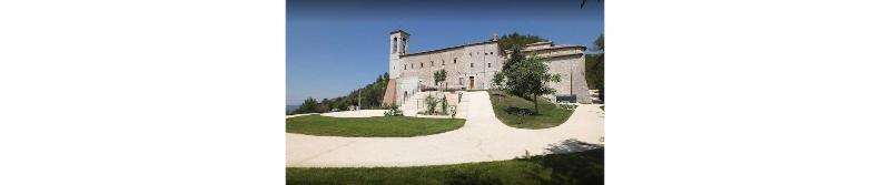 Hotel Pinolo Γκούμπιο Εξωτερικό φωτογραφία