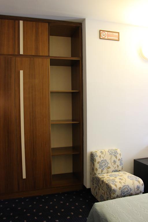 Hotel Pinolo Γκούμπιο Εξωτερικό φωτογραφία